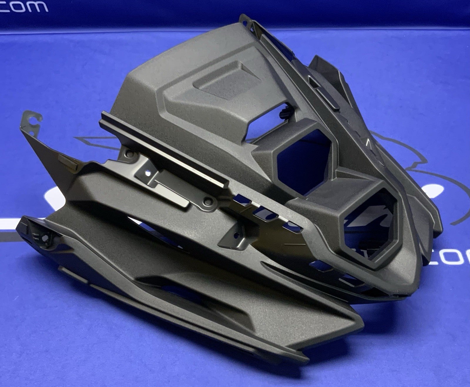 Suzuki Front Cowling Body GSX-8R 2024-2026 OEM 94412-25L00