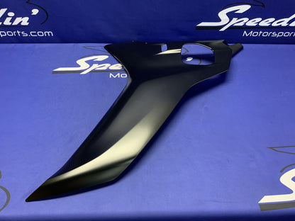 Yamaha Right Fairing (Raven Black) YZF-R6 Race 2023-2026 OEM BN6-2835V-00-P1-3