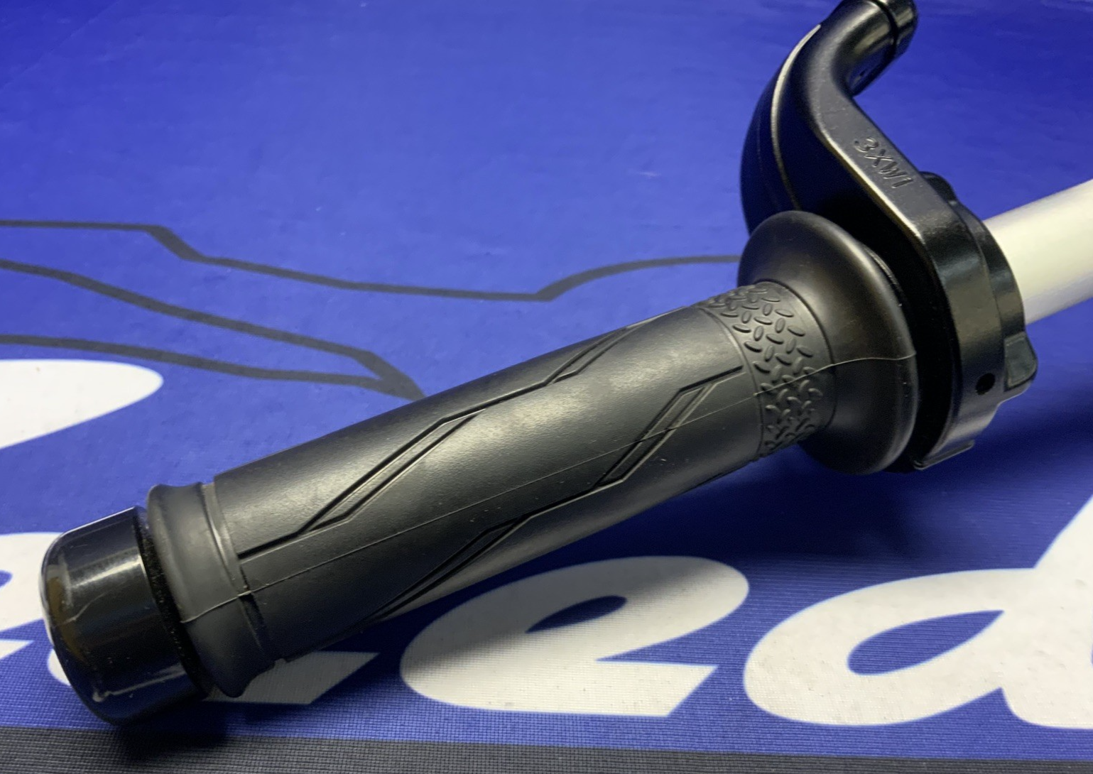 Yamaha Right Handlebar Assembly YZF-R6 2017-2024 OEM BN6-26122-00-00