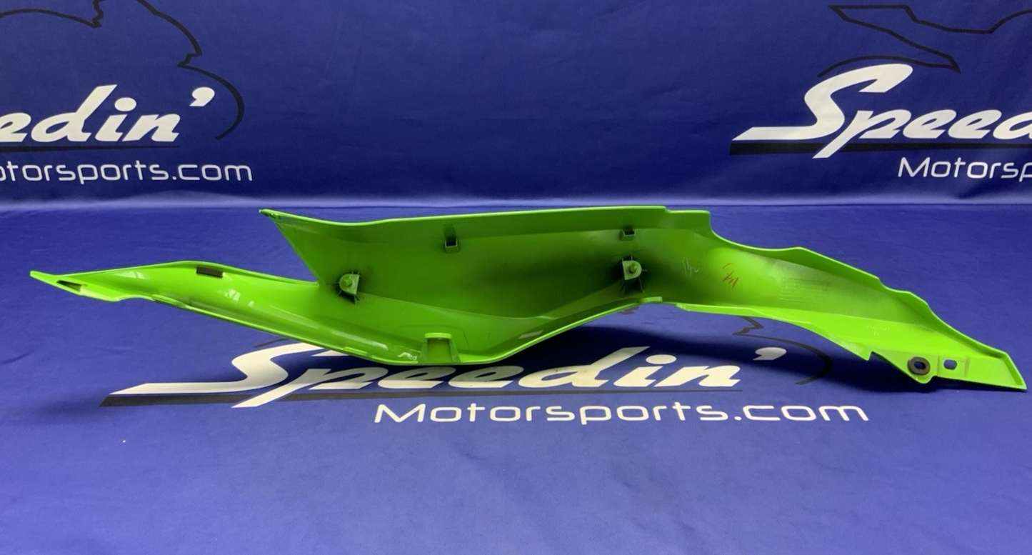 Kawasaki Right Tail Cover (Green) ZX-4R/RR 2023-2026 OEM 36041-0055-777