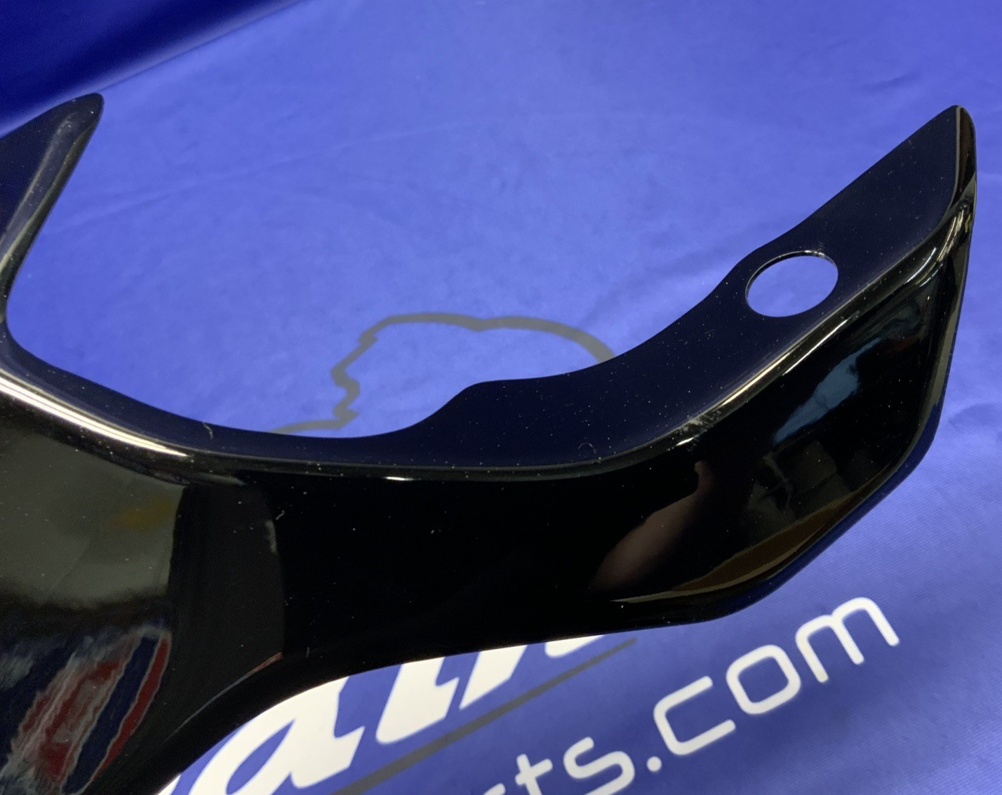 Yamaha Left Lower Fairing (Black) YZF-R7 2022-2025 OEM BEB-2834V-11-P5