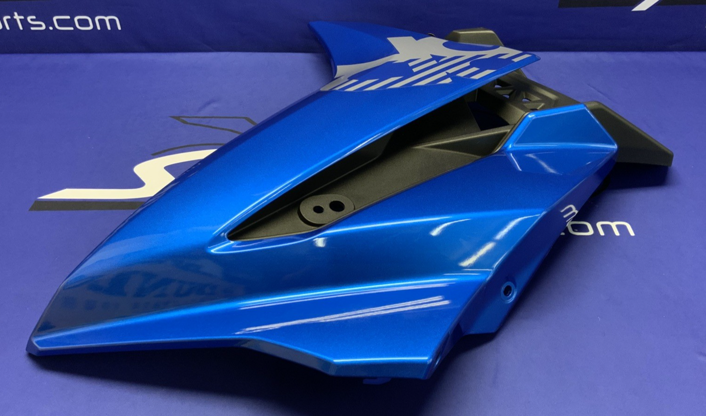 Suzuki Right Upper Fairing(Metallic Triton Blue) GSX-8R 2026 OEM 94470-25L10-YSF