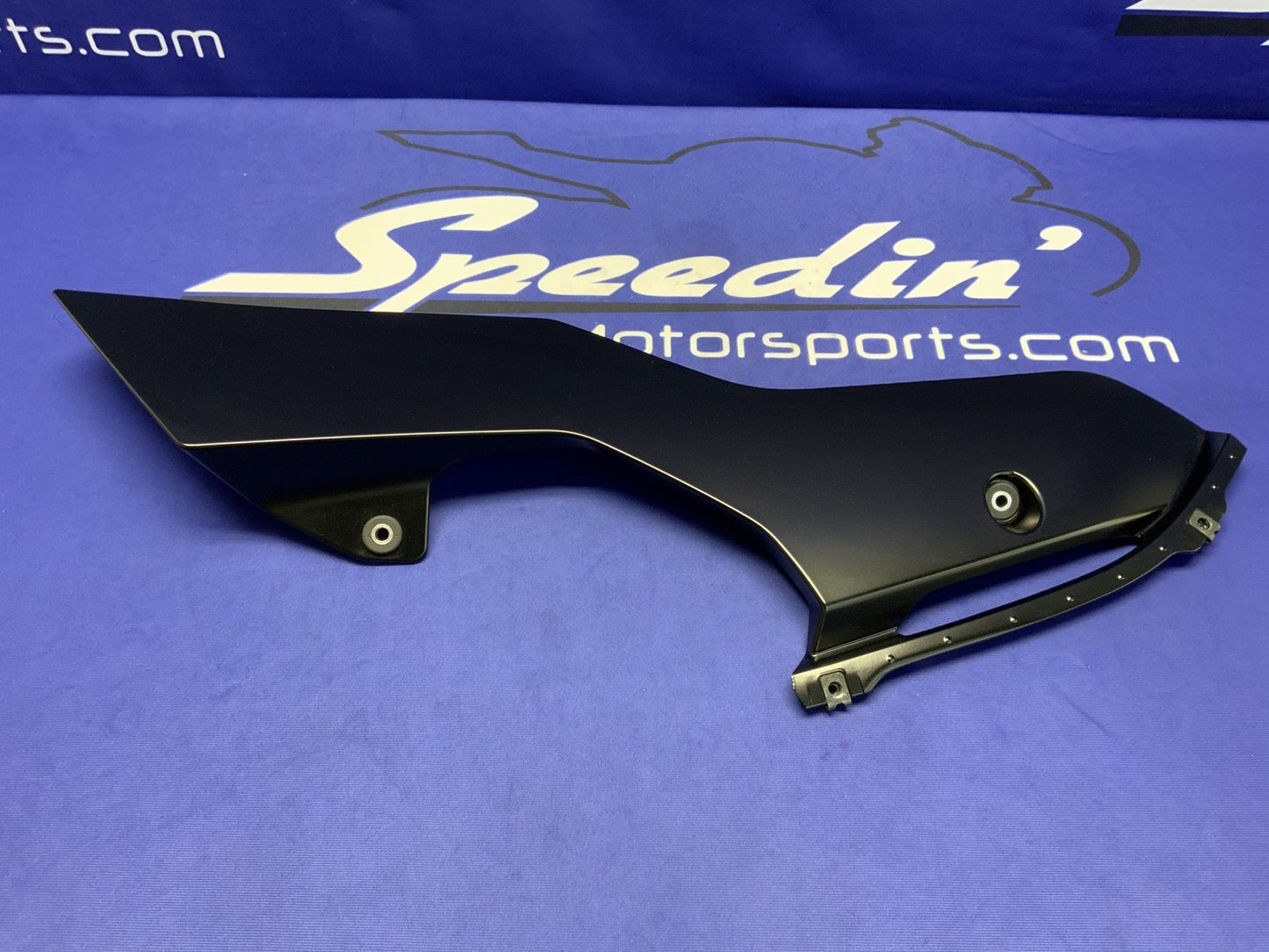 Yamaha Left Lower Fairing (Raven Black) YZF-R6 2017-2026 OEM BN6-28385-00-P1-3
