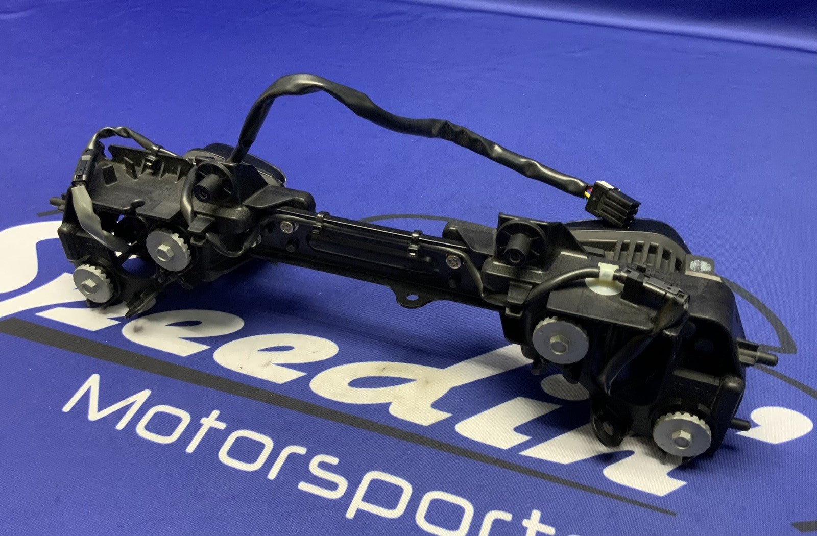 Yamaha Headlight Assembly YZF-R6 2017-2020 OEM BN6-84300-00-00-7