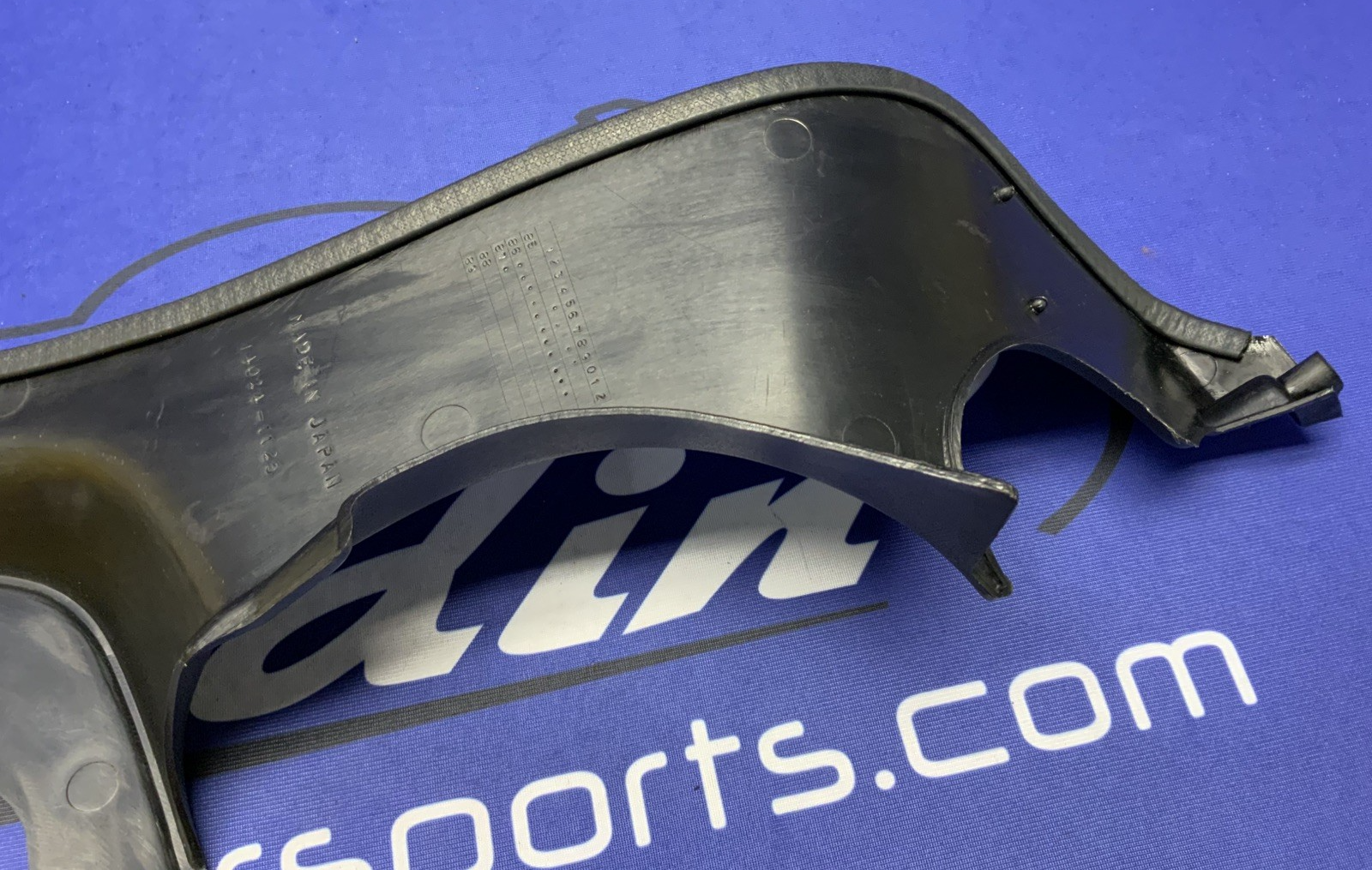 Kawasaki Right Upper Cowling GPZ1000RX 1986-1987 OEM 14024-1125