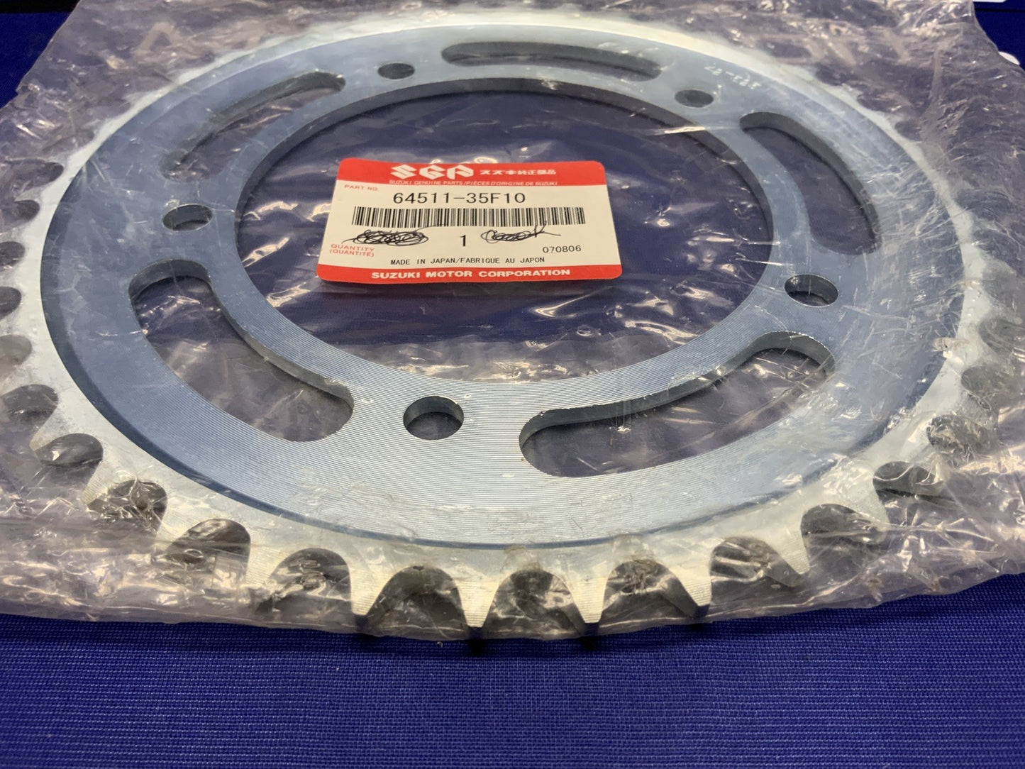Suzuki Rear Sprocket GSX-R 750 2000-2003 525 42 Tooth OEM 64511-35F10