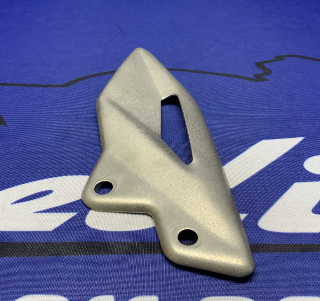 Triumph Right Heel Guard Street Triple RS 2023-2025 OEM T2082773