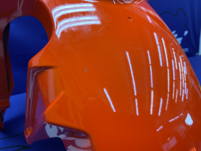 Suzuki Front Fender (Glass Blaze Orange) GSX-8R 2026 OEM 53111-25L00-QRE