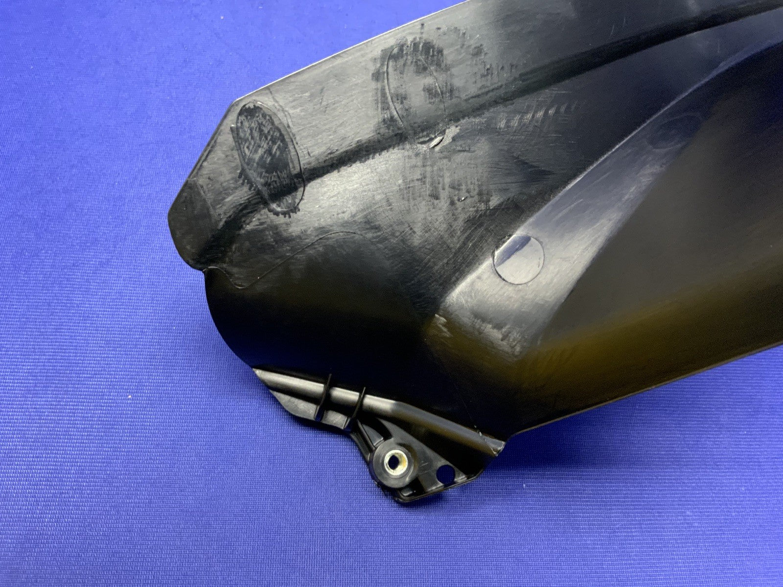 Ducati Right Body Cowl Cover Panigale V2 2020-2025 OEM 4601H641AA-1