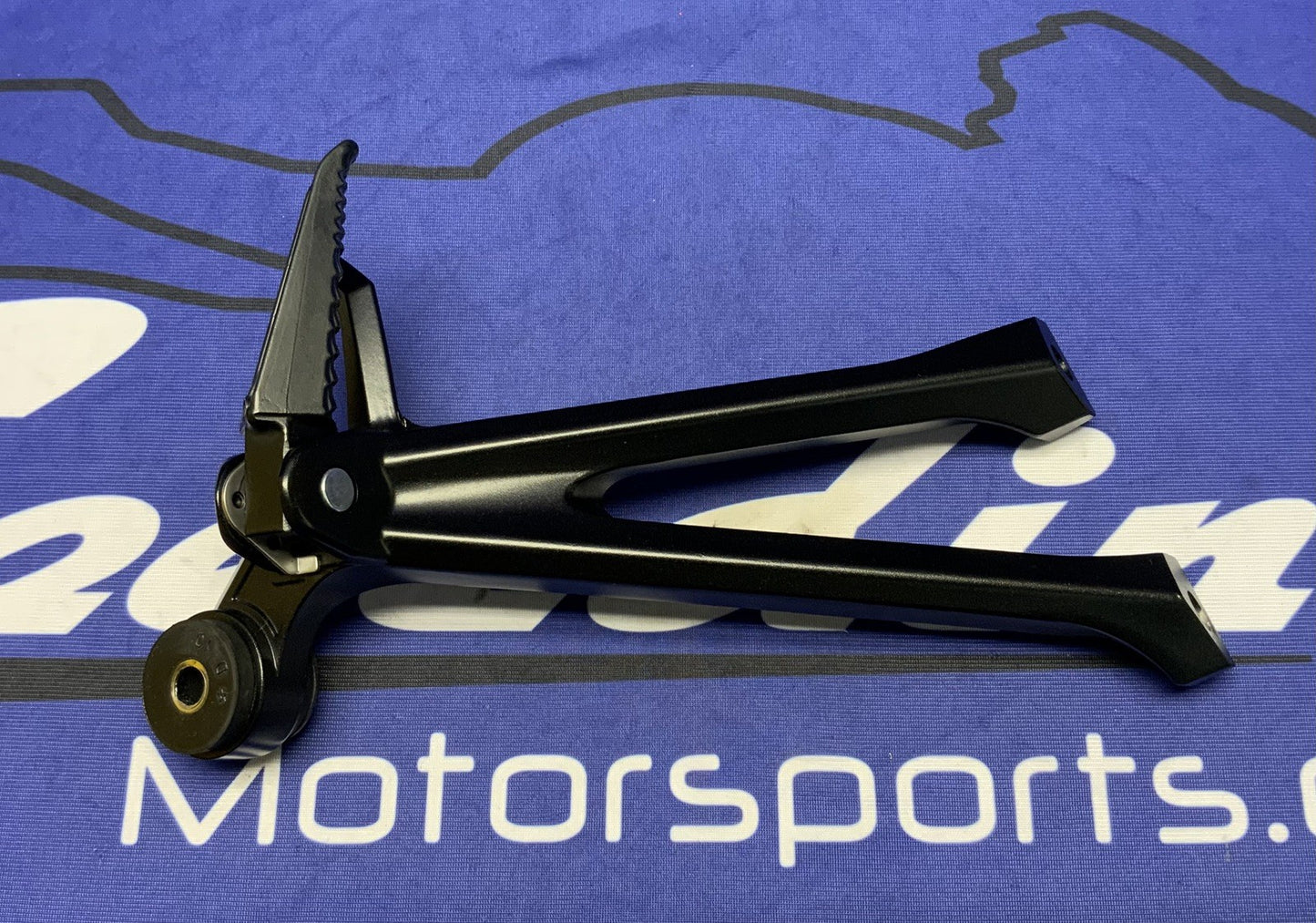 Suzuki Right Passenger Foot Rest GSXR 600/750 2016-2026 OEM 43600-14J30-2