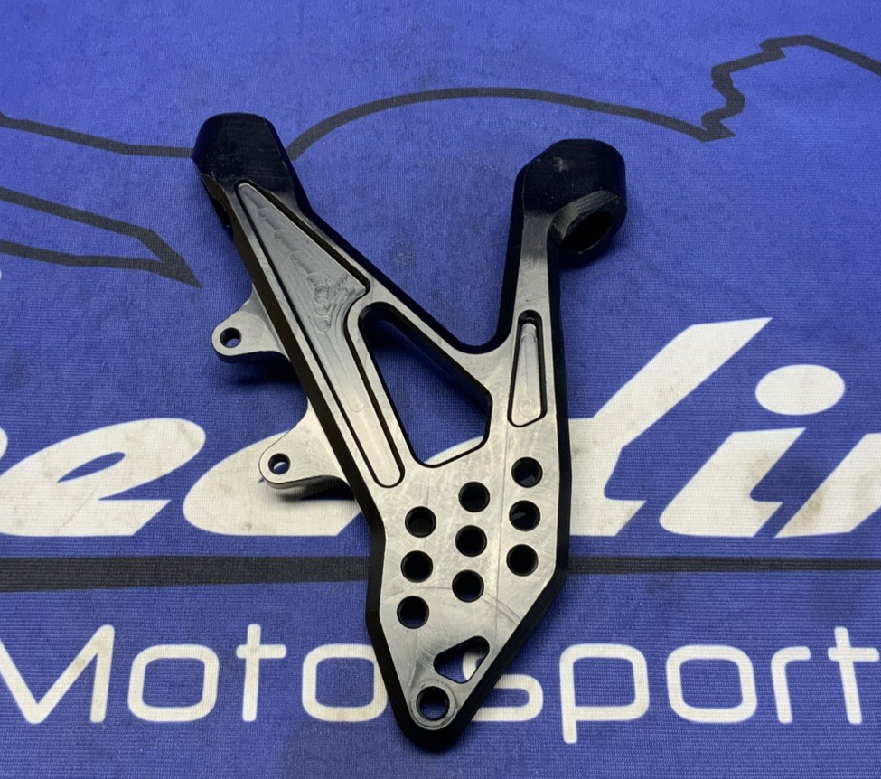 Evol Technology Right Rearset Bracket BMW S/M1000RR 2019-2026 ETP-BRA-201.1-R-1