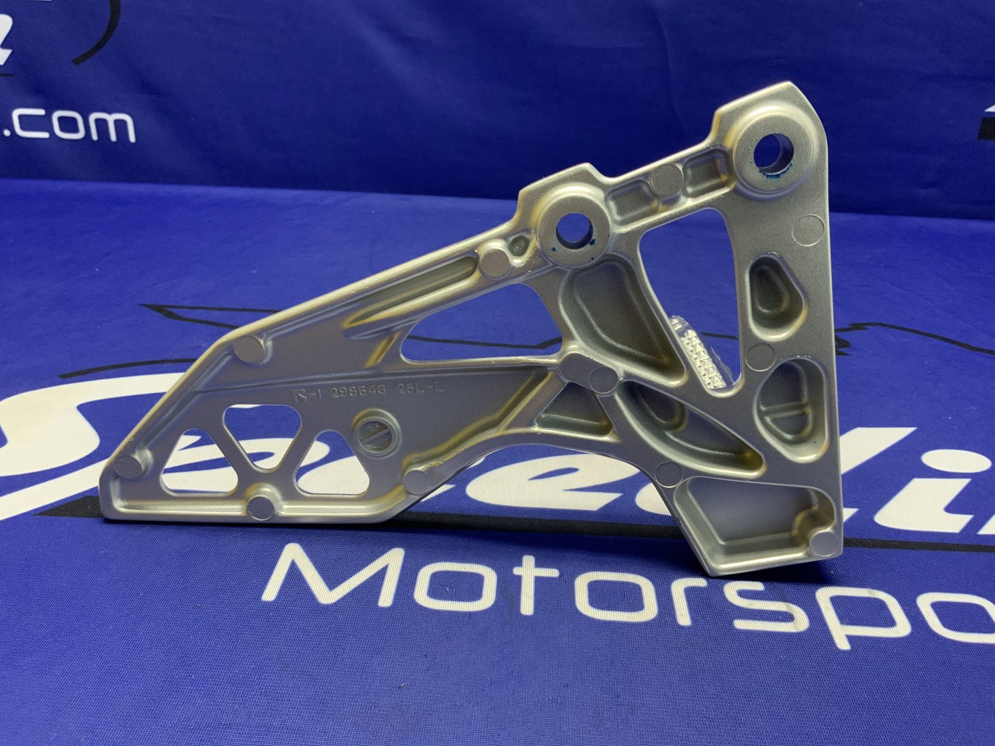 Suzuki Left Rear Set Assembly GSX-8R 2024-2026 OEM 43521-25L00-1