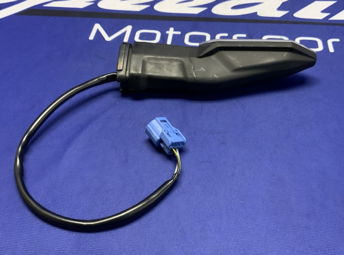 Kawasaki Right Rear Turn Signal LED ZX-4R/RR 2023-2024 OEM 23037-0550-3