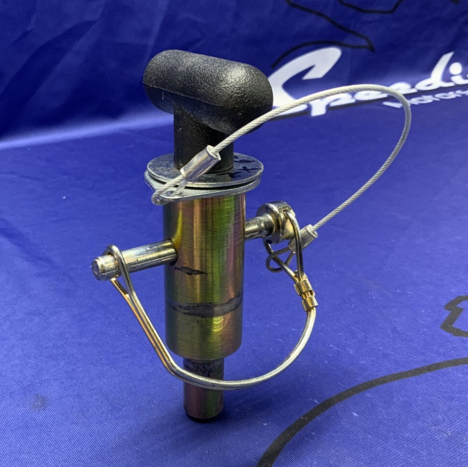 Pitbull Restraint Left Pin KPL ZX6R 2015-2025 F0075KP-000