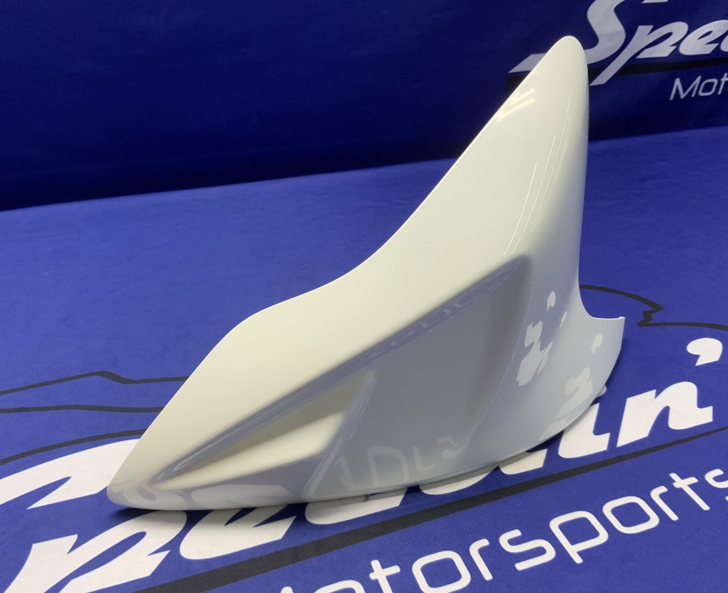 Suzuki Left (White) Fuel Tank Cover GSXR 600/750 2017-26 OEM 44280-14J80-YUH-1