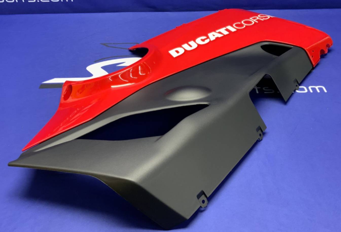 Ducati Lower Fairing Kit (Akrapovic Exhaust) Panigale V4 18-21 OEM 97180653AB-1