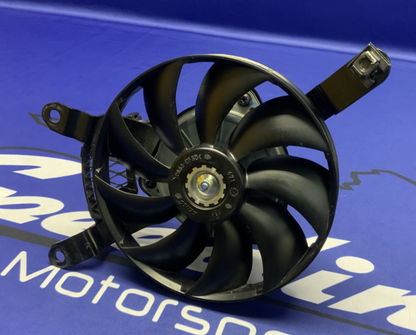 Suzuki Right Radiator Fan Assembly GSXR 1000/R 2017-2025 OEM 17810-17K00