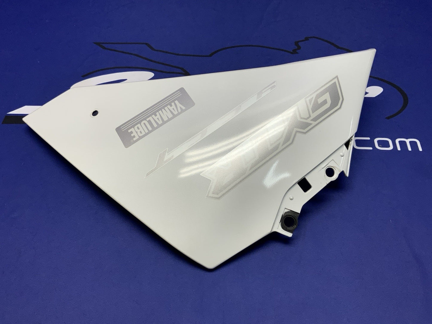 Yamaha Left Lower Fairing (White) YZF-R1 2009-2013 OEM 14B-28385-00