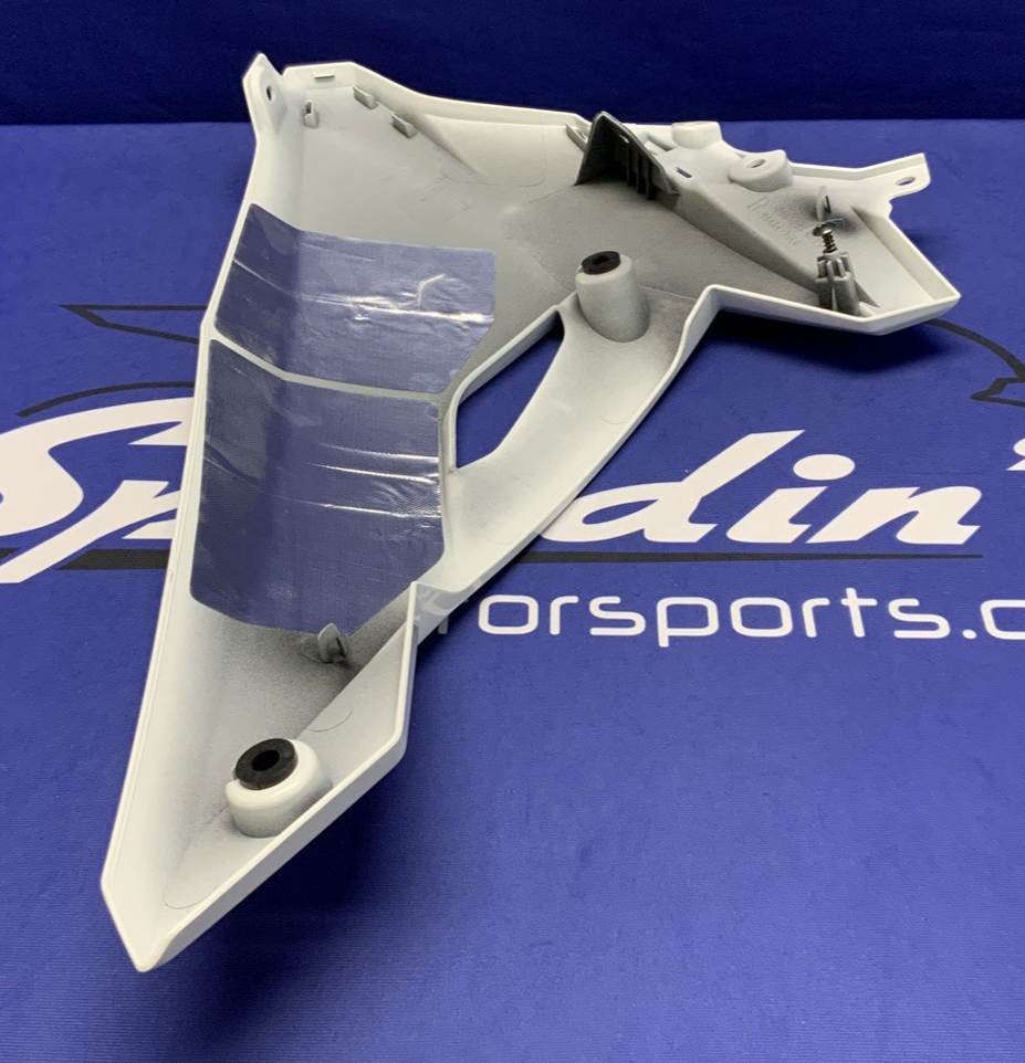 Suzuki Right Lower Fairing (Pearl Tech White) GSX-8R 2026 OEM 94470-25L20-QU2