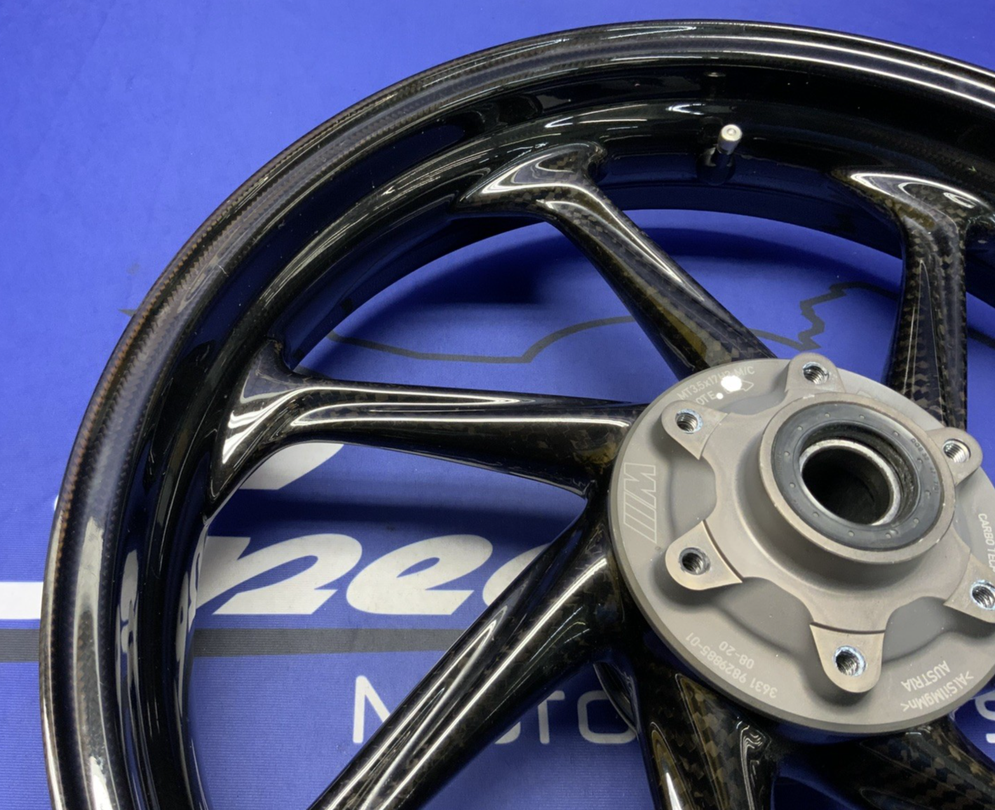 BMW Front Carbon Wheel M1000RR 2021-2023, S1000RR 2019-2022 OEM 36317925438