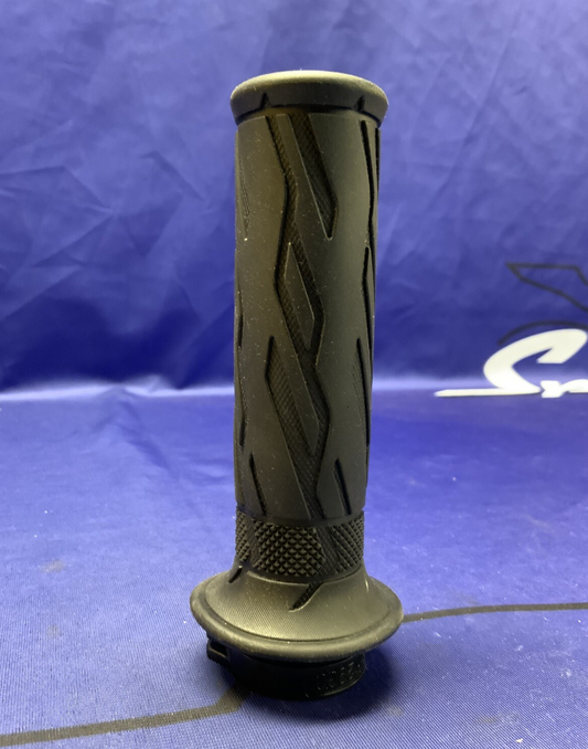 Suzuki Throttle Grip GSXR 600/750 2008-25, GSXR 1000/R 2017-25 OEM 57110-21H02