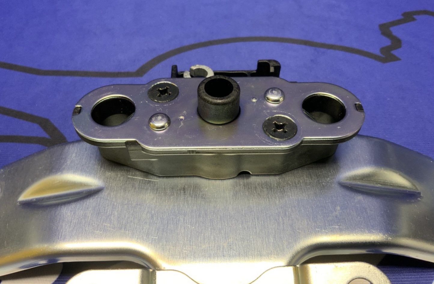 Suzuki Seat Support W/ Bracket GSX-8R/S 2023-2026 OEM 42720-25L00-1