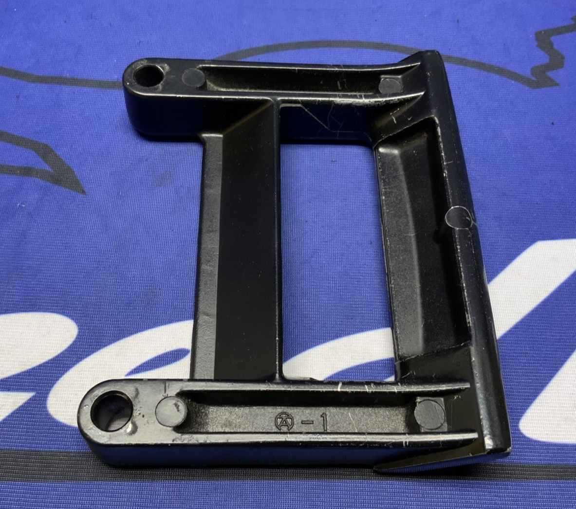 Kawasaki Passenger Handle GPZ1000RX 1986-1987 OEM 46075-1059