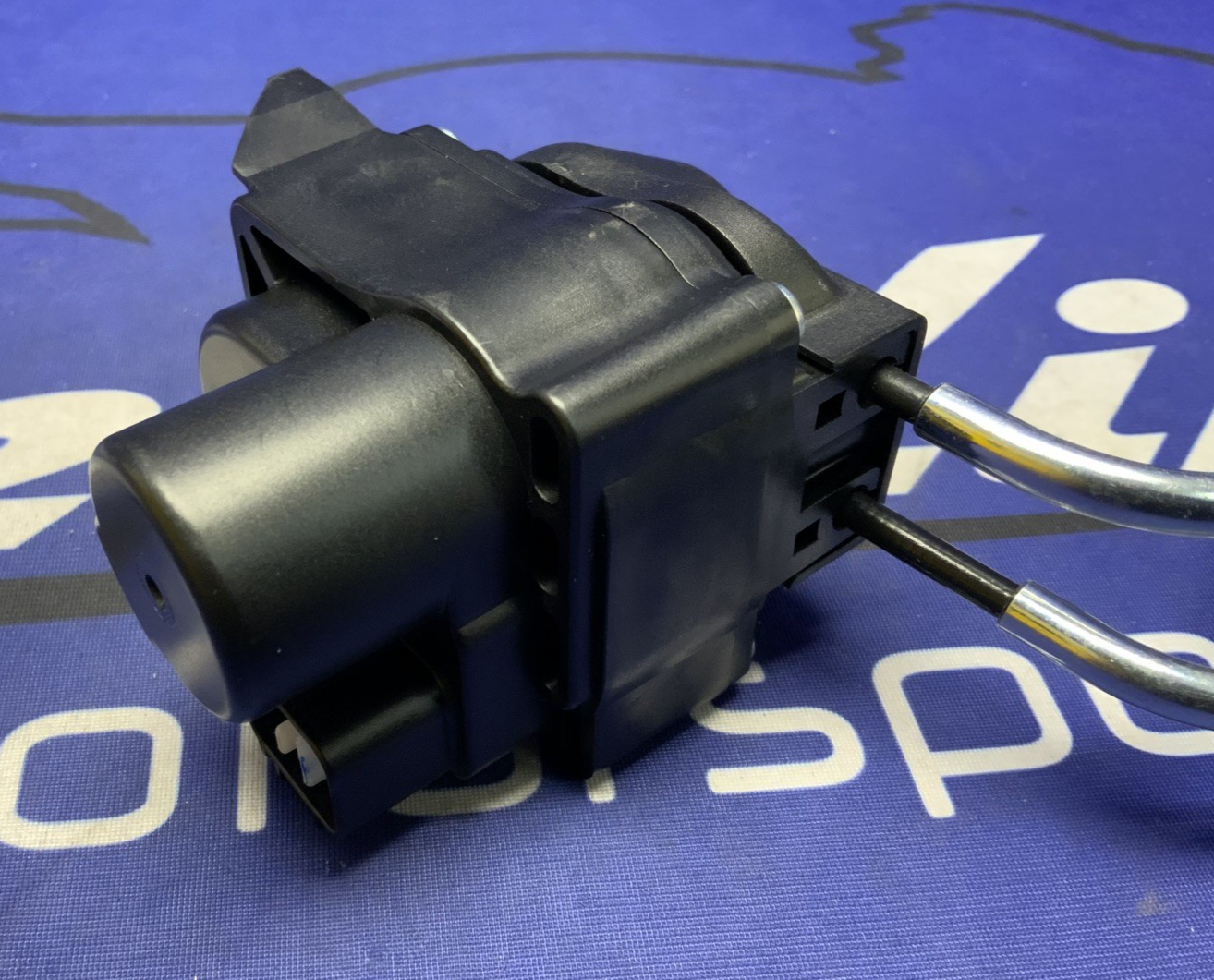 Yamaha Servo Motor YZF-R6 2017-2024 OEM 2CR-85820-00-00