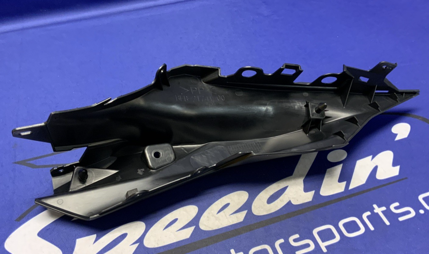 Yamaha Right Tail Inner Fairing YZF-R7 2022-2025 OEM BEB-21741-00-00