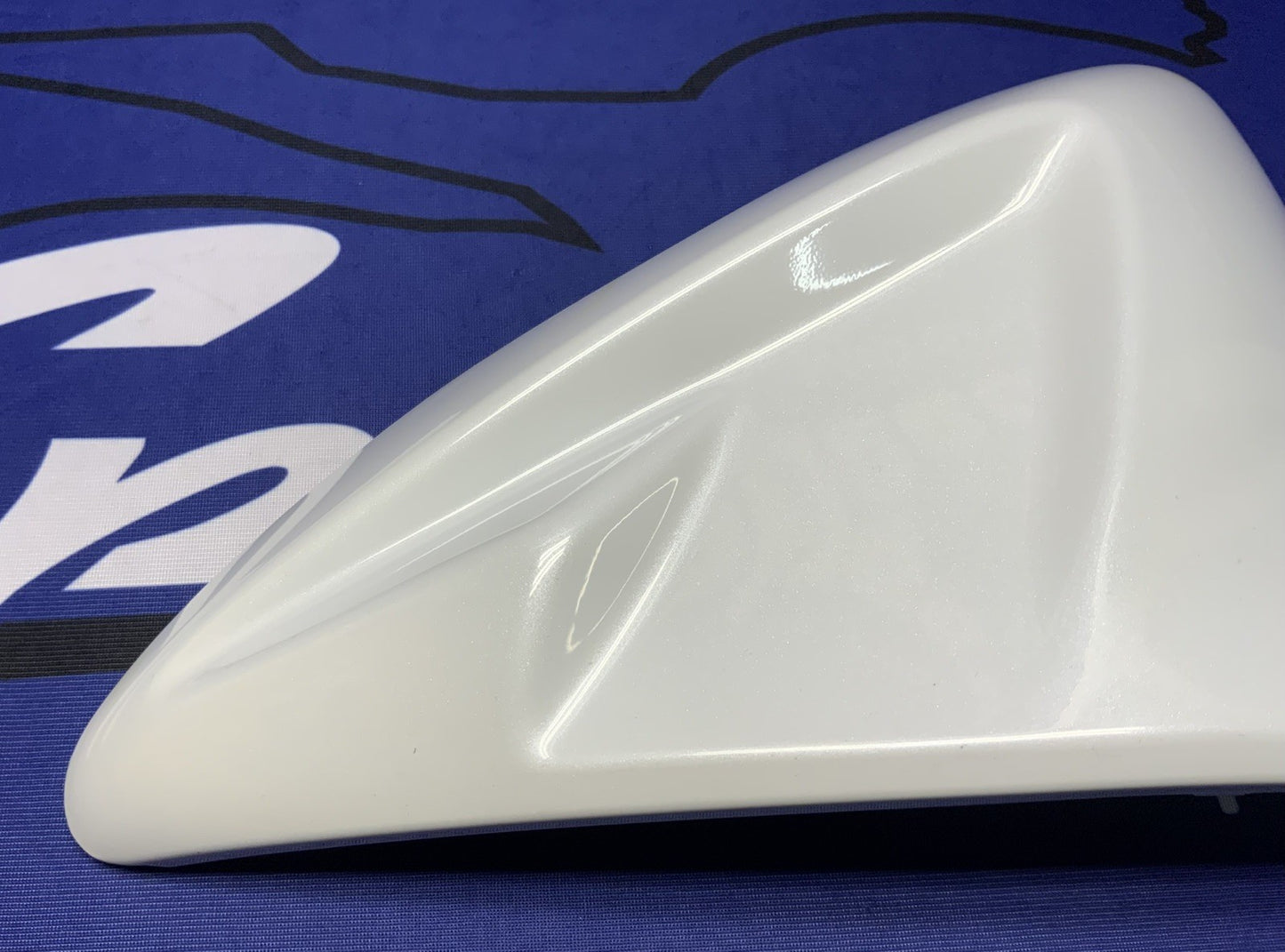 Suzuki Left (White) Fuel Tank Cover GSXR 600/750 2017-26 OEM 44280-14J80-YUH-1
