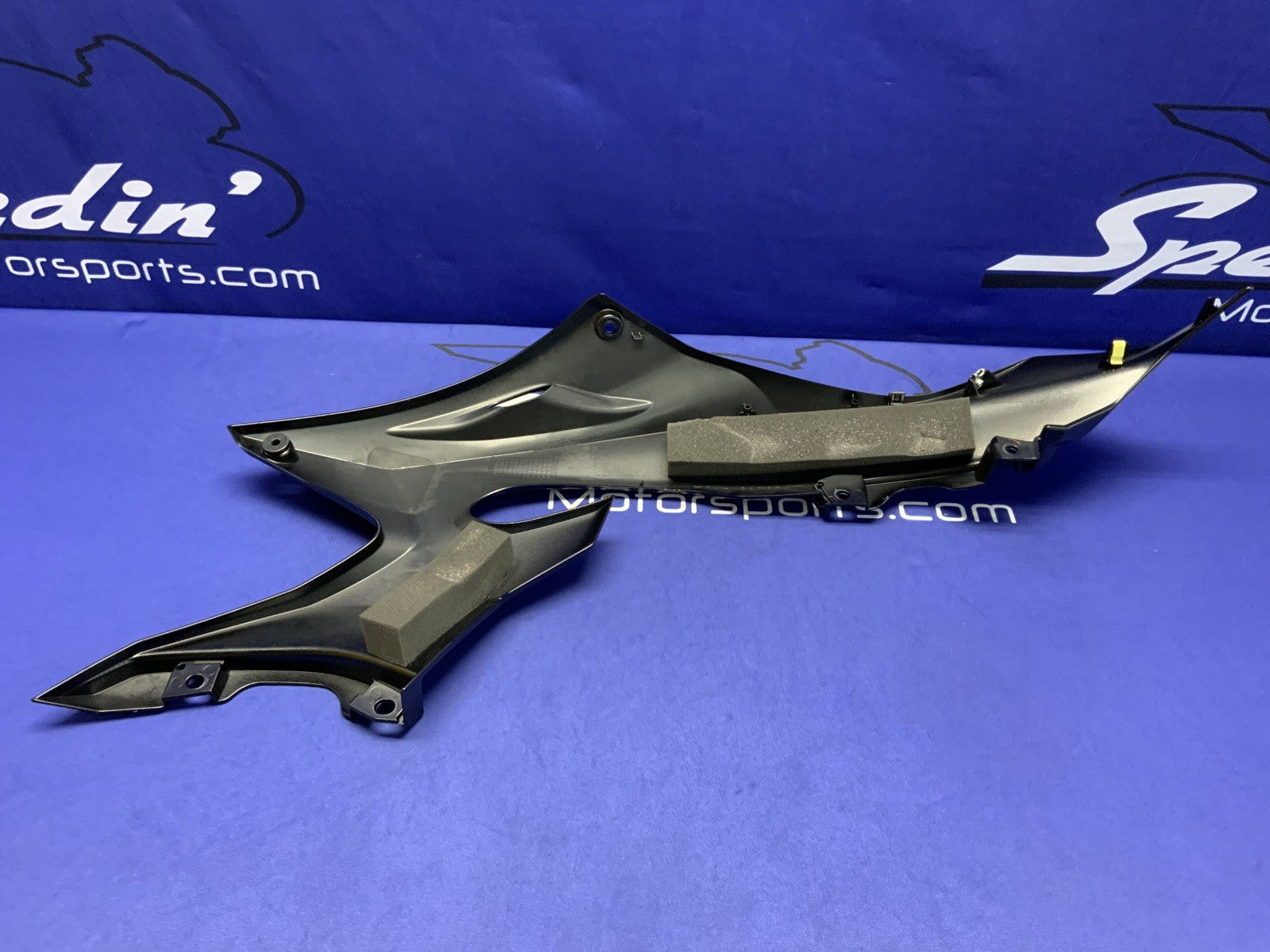 Yamaha Left Upper Fairing (Raven Black) YZF-R6 2023-2026 OEM BN6-2117V-00-P1-4
