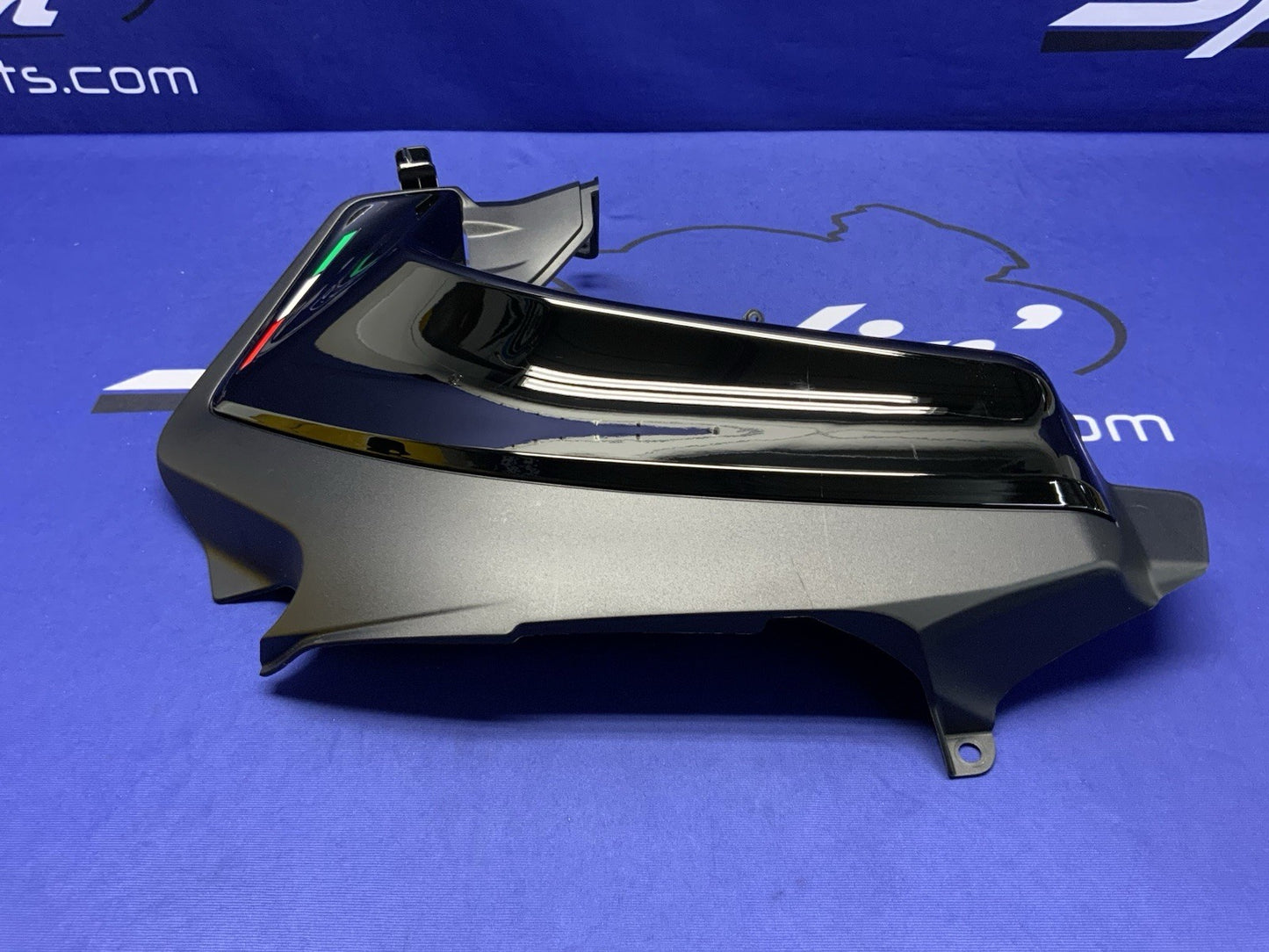 Ducati Left Tank Fairing (Thrilling Black) Panigale V2 20-25 OEM 4801B041AD-2