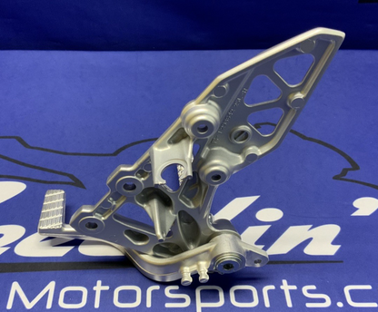 Suzuki Right Rear Set Assembly GSX-8R 2024-2026 OEM 43511-25L00