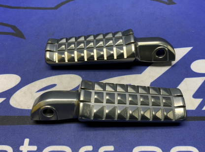 Triumph Passenger Foot Rest Pegs Bonneville T120 2016-2020 OEM A9770148