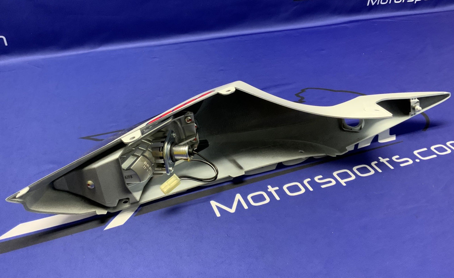 Suzuki Left Frame Cover W/ Turn Signal GSXR 750/600 11-26 OEM 47200-15J10-6KX-1