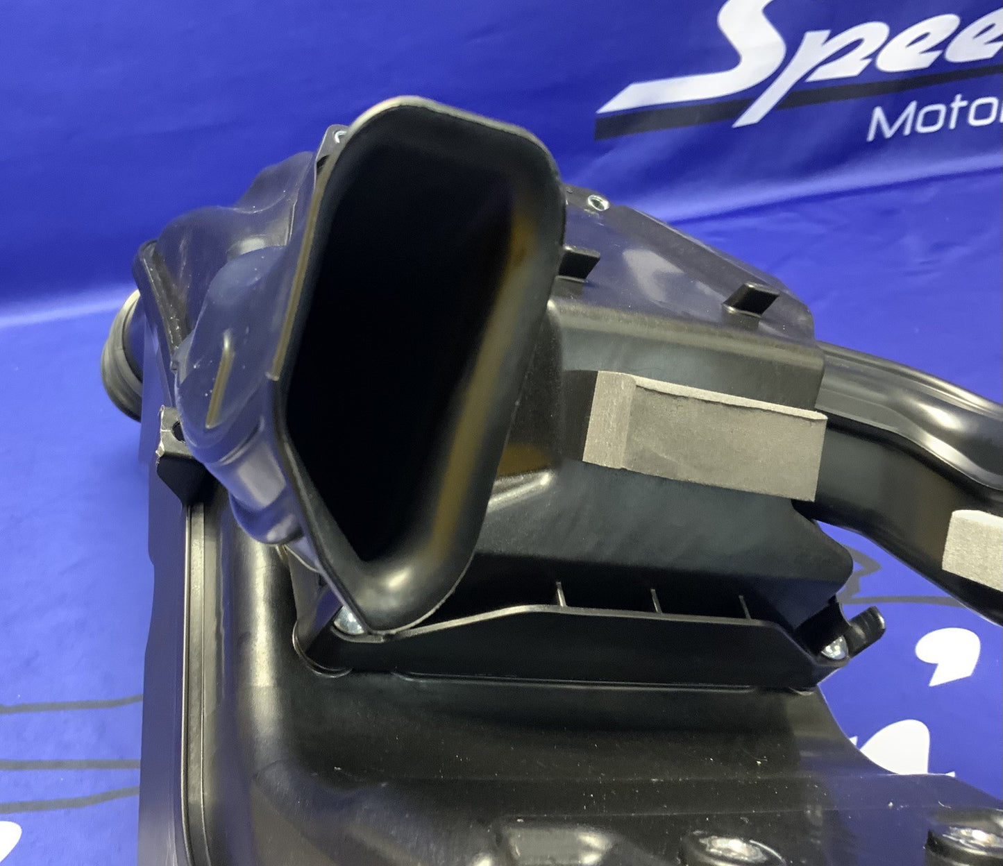 Suzuki Air Box Assembly GSX-8R/S 2023-2026 OEM 13700-25L00