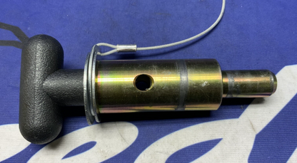 Pitbull Restraint Left Pin KPL ZX6R 2015-2025 F0075KP-000