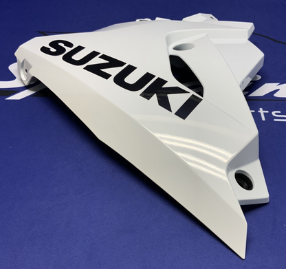 Suzuki Left Lower Fairing (Pearl Tech White) GSX-8R 2026 OEM 94480-25L20-QU2-1