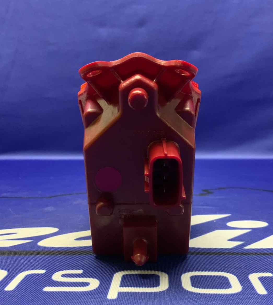 Yamaha Rear Tail Light Assembly YZF-R6 2017-2026 OEM 2CR-84710-01-00-1