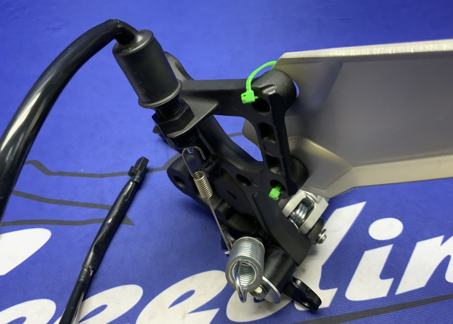 Kawasaki Right Rear Set Assembly (Black) ZX-4R/RR 2023-2026 OEM 35063-1487-18R