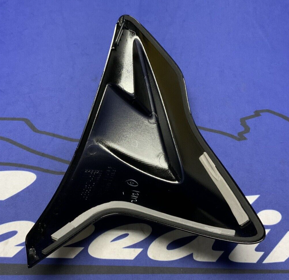 Suzuki Right Fuel Tank Cover (Black) GSXR 600/750 2011-2025 OEM 44270-14J80-YVB