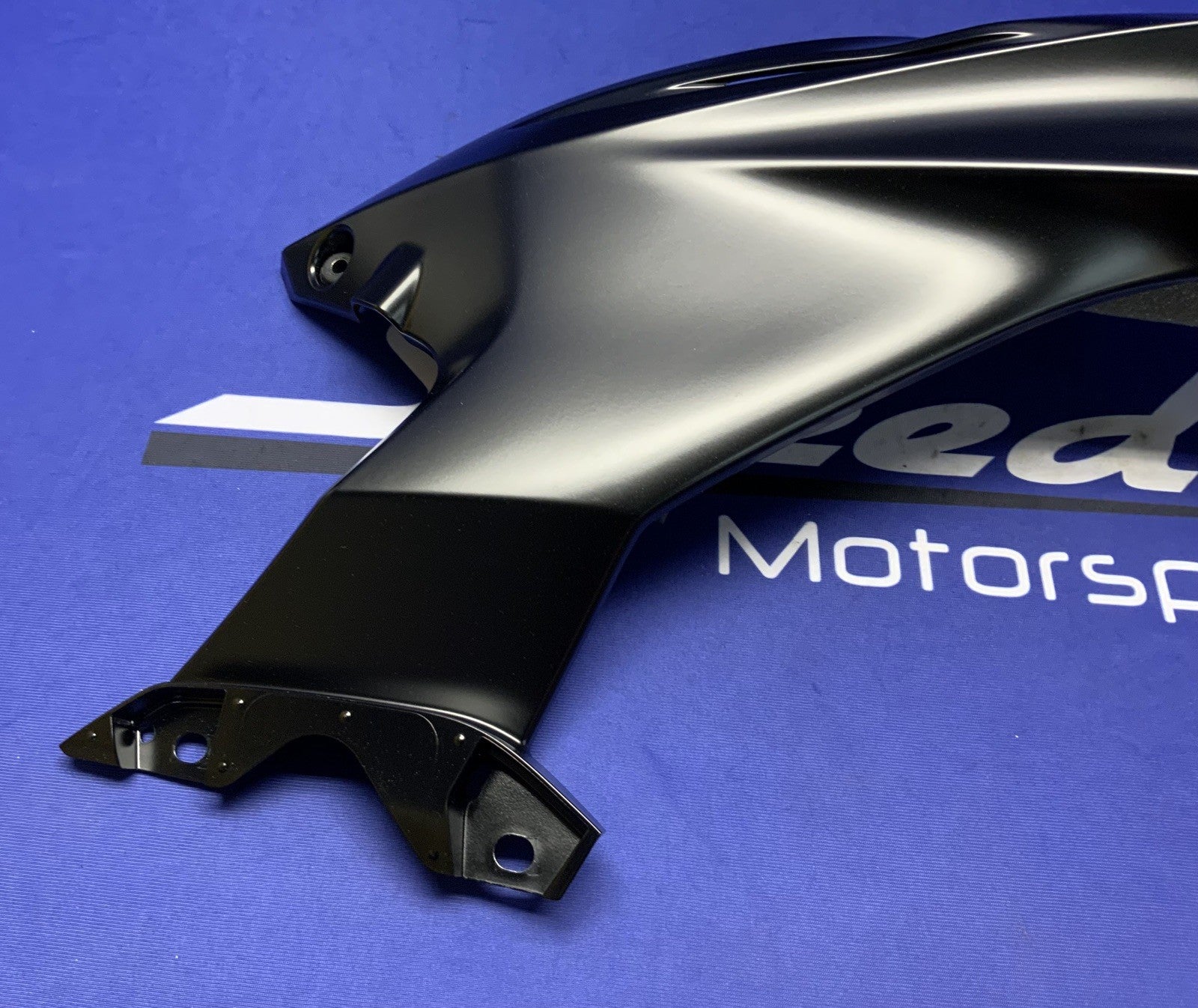 Yamaha Right Upper Fairing (Raven Black) YZF-R6 2017-2026 OEM BN6-2117W-00-P1