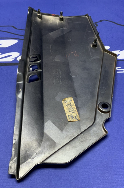 Kawasaki Right Side Cover (Ebony) GPX 750R 1987-1989 OEM 36002-5303-T4