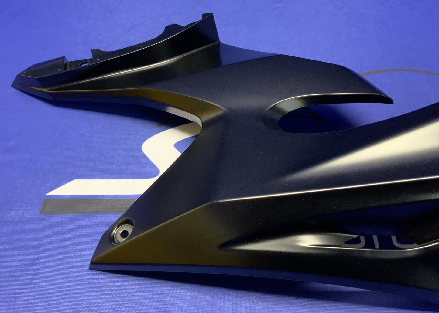 Yamaha Left Upper Fairing (Raven Black) YZF-R6 2017-2026 OEM BN6-2117V-00-P1-1