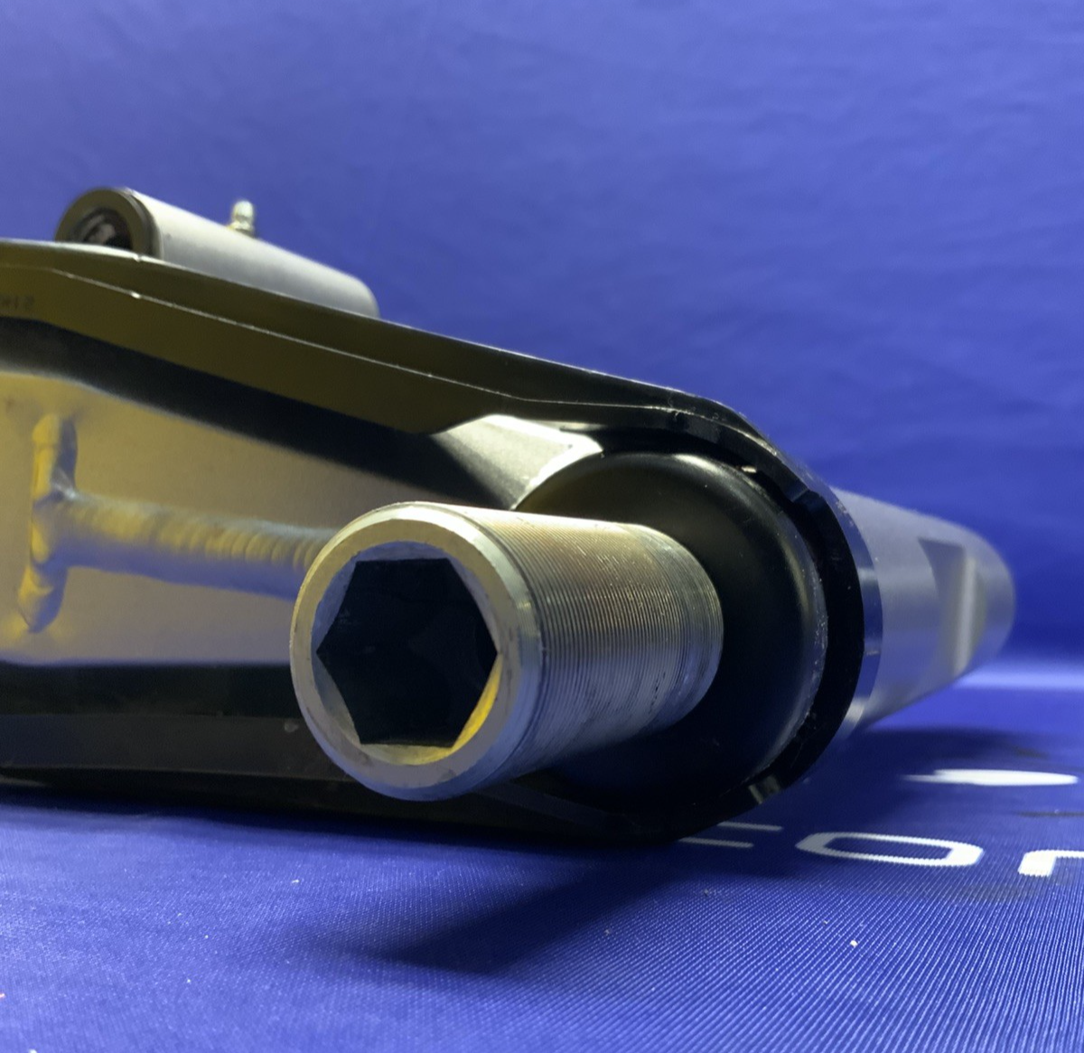 Kawasaki Swingarm Assembly ZX-6R 2003, 2004 ZX-6RR 2003 OEM 33001-1636-458