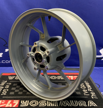 Suzuki Rear Wheel (Matte Gray) GSX-8R 2024-2026 OEM 64111-25L00-QZP