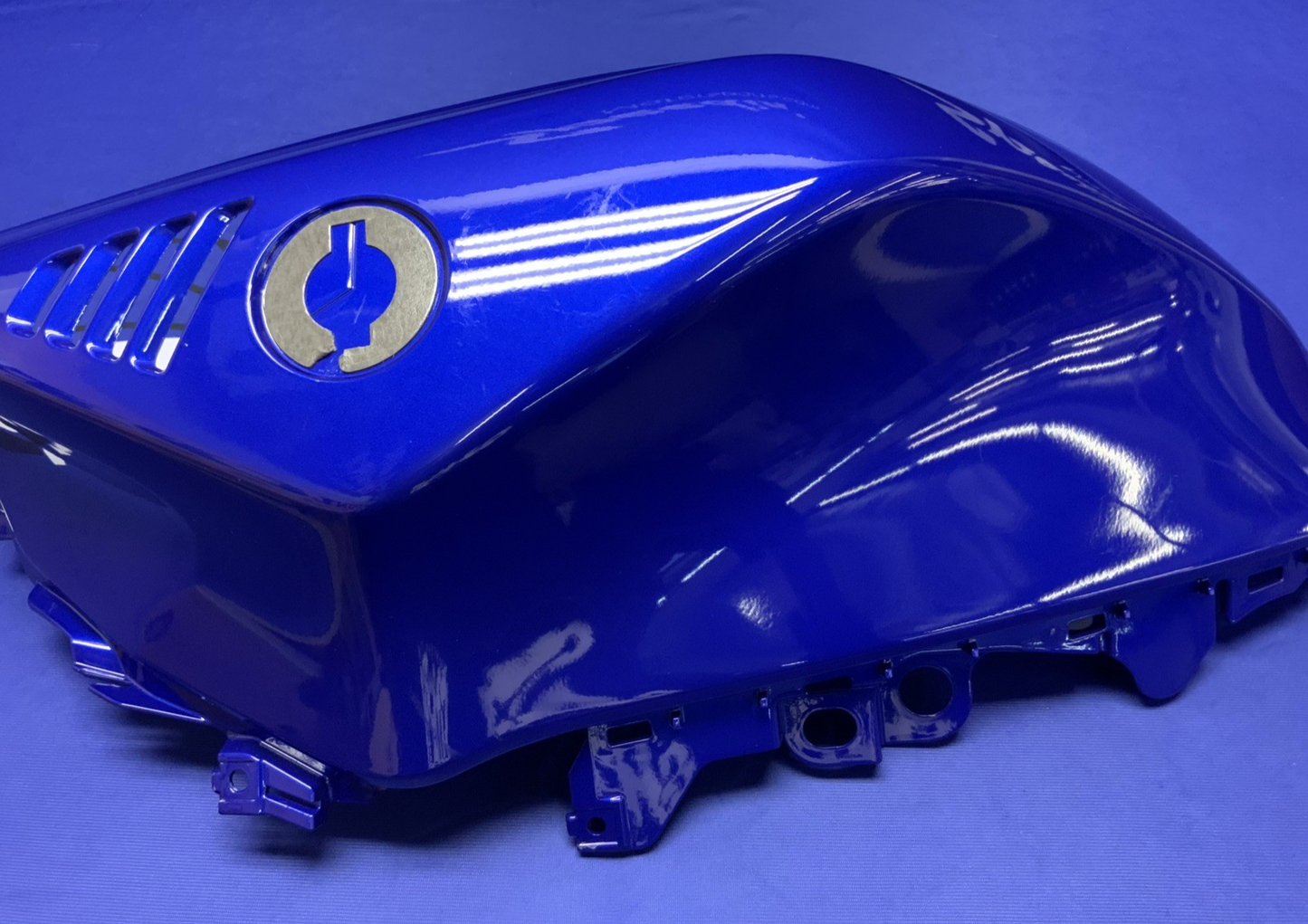 Yamaha Left Tank Fairing (Blue) YZF-R7 2022-2025 OEM BEB-24129-00-P0