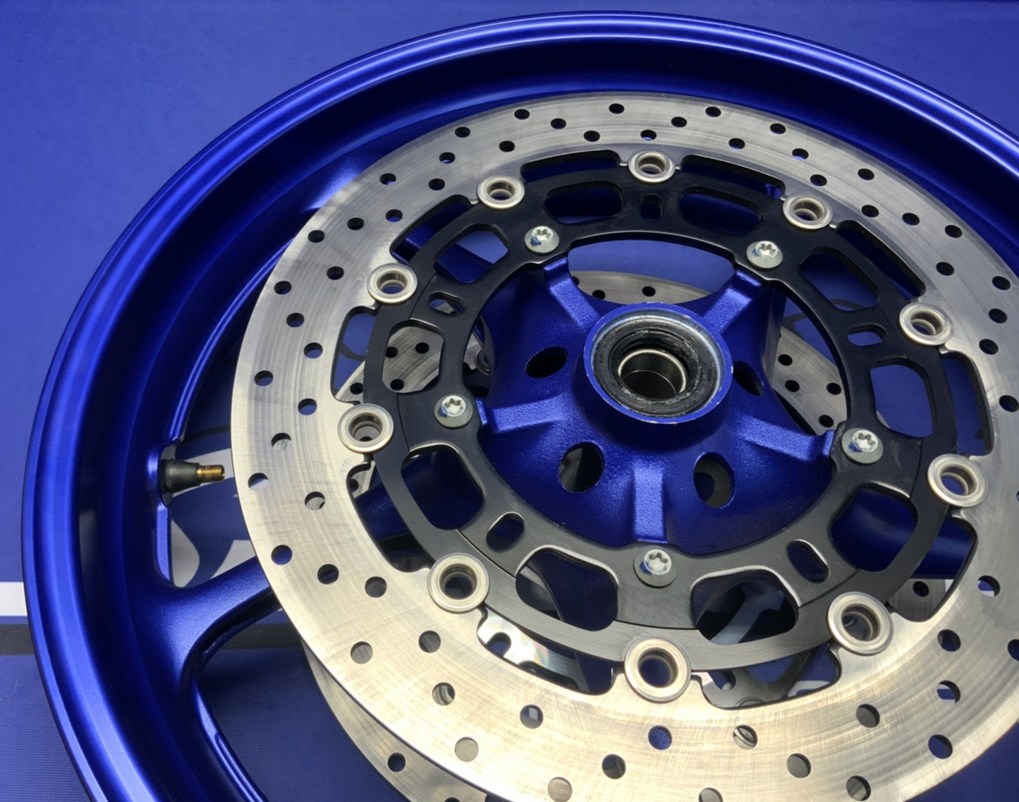Yamaha Front Wheel Assembly (Blue) YZF-R6 2008-2016 OEM 5SL-25168-00-P3