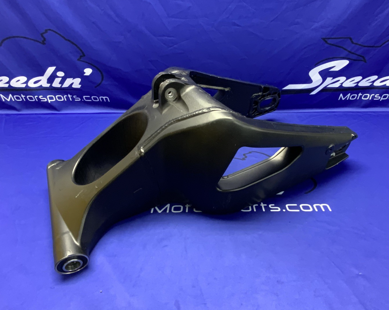 Yamaha Swingarm Assembly (BLACK) YZF-R1 2009-2014 OEM 14B-22110-00-P0
