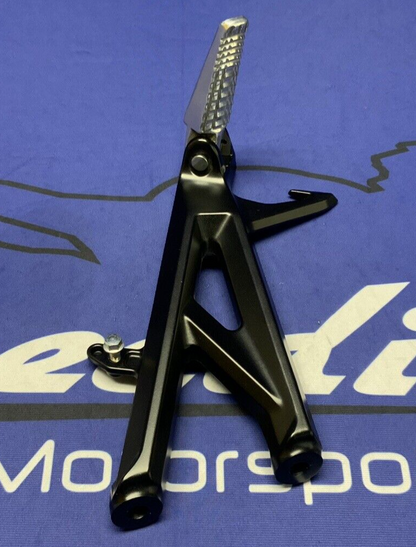 Suzuki Passenger Foot Rest Set GSX-8R/S 2023-2025 OEM 43821-25L00, 43811-25L00